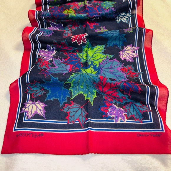 Vintage Scarf by Eleanor Paine Canadian Theme Maple Leaf Botanical Print NWOT - Picture 3 of 10